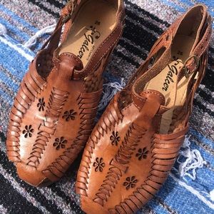 Authentic Mexican Leather Strap-On Flat Huaraches